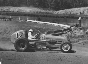 Billy DeVore works his car into turn one at Lakewood. Photo courtesy GARHOFA