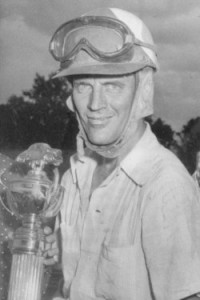 Bob Flock, oldest of the three racing Flock Brothers, counted Lakewood as one of his two favorite race tracks.