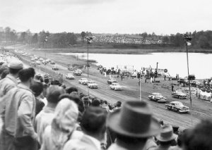 View from the stands of Lakewood's 1949 Strictly Stock event.