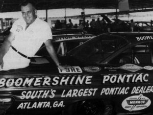Jack Smith and his Pontiac parked next to Cotton Owens in the ealry sixties.